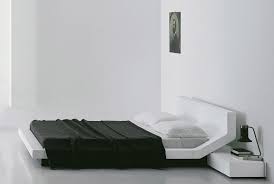 To get the modern look for your bedroom, you need to get beds and furniture that have clean lines, and an uncluttered style. English Italian Modern Bedroom Furniture Get The Best Collection Of Double Beds Modern Italian Design Furniture Store From Italy Coch Italia Leather Sofas Il Piccolo Design