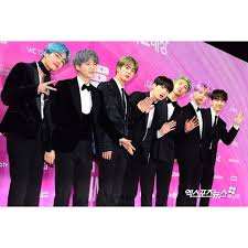 Arab Army190115 صور من الصحافة بانقتان في السجادة الحمراء لحفل جوائز Seoul Music ادمن Taehyung Ve Seoul Music Awards Bts Jimin