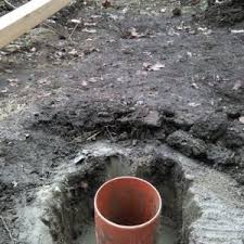 Das Vierte Brennholzlagerregal Mit Solarkollektoren Fur Den Pool Wird Gebaut Commaik Commaik Holzbau Konstruktion Solar Pool