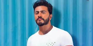 صورة تامر حسني يحلق شعره زيرو ويعلق عليها ساخرا حملة نعيما Mens Tshirts Mens Tops White Undershirt