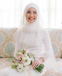 Pin Oleh Asmaa Mohammad Bakr Di Wedding Dresses Kerudung Pengantin Pengantin Wanita Gaun Perkawinan