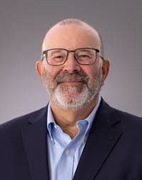 State Farm's top-paid insurance CEO set to retire