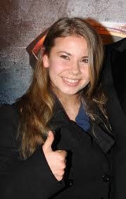 Mindy Irwin's Instagram, Twitter & Facebook