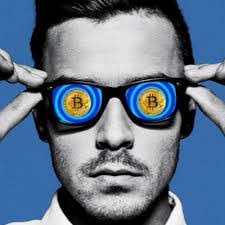 Andrew Bulman's Instagram, Twitter & Facebook