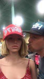 The Creator animates her own masterpiece!) I need them to kiss rn....