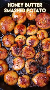 Beurre De Miel Puree De Pommes De Terre In 2020 Smashed Potatoes Recipe Gold Potato Recipes Honey Butter