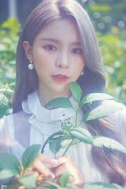 She has her own unique sense of style that separates her from the rest. Elkie Clc Wikia Wiki Fandom