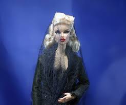 En mars 2003, dans le cadre d'un partenariat avec lr international, elle lance son propre parfum, intitulé nadja auermann. Too Funky The Fashion Doll Chronicles Fashion Doll Chronicles