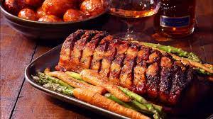 Reguli pentru cotletul de porc la gratar: Cotlet De Porc Cu Glazura De Miere Youtube