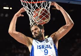 Omri moshe casspi is an israeli professional basketball player for maccabi tel aviv of the israeli premier league and euroleague. Omri Casspi Signs One Year Deal With Memphis Grizzlies The Forward