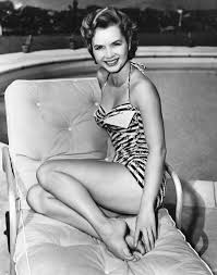 Résultat de recherche d'images pour "debbie reynolds"