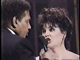 Linda Ronstadt & Aaron Neville Don't Know Much live 1990