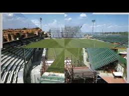 Het stadion biedt plaats aan 47.282 mensen. Venezia Storia Dello Stadio Penzo Youtube