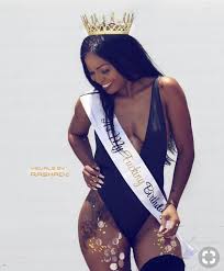Slay Queen Slay Birthday Photoshoot With Friends Pin By Baddie House On Birthday 21st Birthday Photoshoot Birthday Photoshoot 21st Birthday