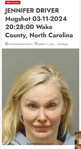 Axl's last photoshoot of the 90s (featuring then-girlfriend Jennifer  Driver) in 1994. After this, he would not sit for another photo session  until 2006. : r/GunsNRoses