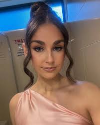 A M Y C L A R K E (@amyjclarke) • Instagram photos and videos