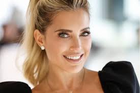 Natürlich habe ich mich dann bei. Sylvie Meis Wunderschon Privater Einblick Entzuckt Die Fans Brigitte De