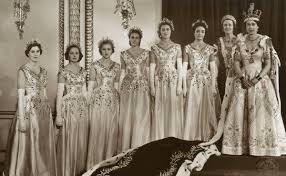 Elizabeth was born in mayfair, london, as the first child of the duke and duchess of york (later king george vi and queen elizabeth).her father ascended the throne on the abdication of his brother king edward viii in 1936, from which time she was the heir presumptive. It S The Ultimate Tv Prize An Unscripted Queen Elizabeth The New York Times
