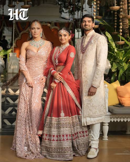 images?q=tbn:ANd9GcR_QFgilhOL4pl0YGm5KEN