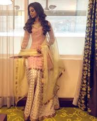 Hina Khan Jennifer Winget Surbhi Chandna Television S Best And Worst Dressed Of The Week Indian Designer Outfits Indian Fashion Dresses Indian Outfits