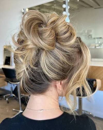 Quick Working Day Updos for All Hair Types | Hairstyles | Cloud Nine
