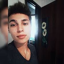 Dylan Soares's Instagram, Twitter & Facebook