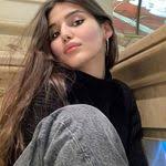 Ester Haimov's Instagram, Twitter & Facebook