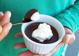 Heat The Cream In The Microwave Or In A Saucepan Until Piping Hot But Not Boiling If It Boils It May Spill Over Pour Ove Pot De Creme Chocolate Pots Pot