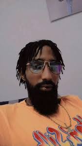 Vidéos de Ely le Benis (@elylebenis) avec son original