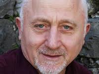 Mark Simoni: Intervistë me autorin Leon Lekaj