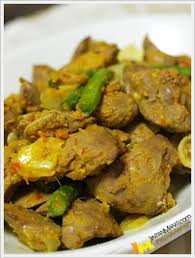 Masukkan tomato puri, ayam, pedal dan hati, bawang goreng, kismis, badam, air dan susu cair. Resepi Hati Ayam Goreng Cili Padi Resepi Merory Sedap Betul