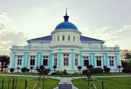 Danga bay adalah salah satu tempat menarik di johor menawarkan berbagai aktiviti yang penuh gaya. Tempat Menarik Di Muar Yang Terkini 2021 Paling Cantik