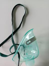 The unconscious patient is unable to maintain their the main difference between nasal cannula and oxygen masks is the rate and volume of oxygen that can be given. China Disposable Oxygen Mask Device With Nasal Oxygen Cannula Photos Pictures Made In China Com