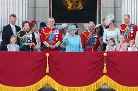 Sei invece un nuovo utente? Royal Family Qual E Il Cognome Della Regina Elisabetta