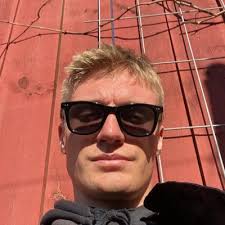 Casper Villumsen (@cahz)