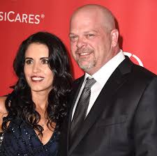The couple welcomed their first child, corey, on april 27, 1983. Rick Harrison Wife Meet Pawn Stars Star S Third Wife Deanna Burditt