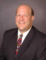 Hampton Roads retail market shifts focus from grocery to small shops,  expert says