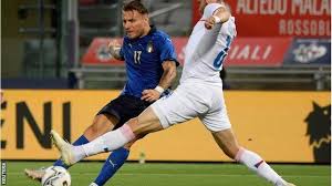 Questo è un segnale forte di ripartenza per il nostro paese. Italy 4 0 Czech Republic Azzurri Rout Czechs For Eighth Win In Row Bbc Sport