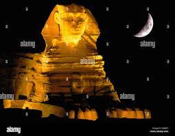 Sphinx moon giza egypt hi-res stock photography and images - Alamy