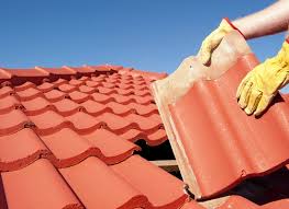 Il demande un entretien régulier pour éviter que les mousses ou lichens ne s'installent. Tuile Ardoise Shingle Trouvez Le Materiau Pour Votre Toiture