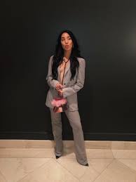 Alex & sierra first announced in 2010, we are leaving youtube before we are completely independent. Sierra Deaton On Twitter It S Been Three Months Since I Posted So Here S Me In A Suit See U In Another Three Months