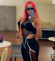 A very bored nadia nakai decided to engage with her fans over an instagram q 'n a where fans asked her a few relationships questions. Nadia Nakai New Music Video Deleted After Youtube Hack The Citizen
