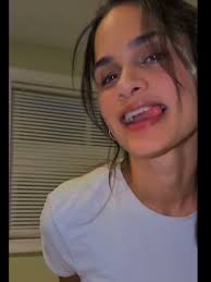 Crissy (@crissy_wakeup3)