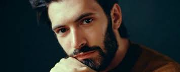 Anna tatangelo e giovanni caccamo. Chi E Giovanni Caccamo Il Tutor Di Amici In Gara A Sanremo Tvzap