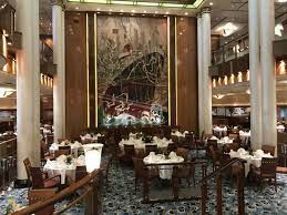 The ship was quite accessible for anyone will mobility limitations. Portrat Queen Mary 2 Wo Man Das Wertvollste Was Wir Besitzen Stilvoll Geniessen Kann Stiegers Kreuzfahrten Tipps