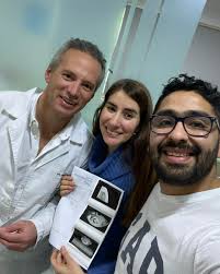 Seguimos con la mañana de buenas noticias. Se nos va de alta una querida  paciente kari.cardenas.s miguelpinillaa con endometriosis profunda que  finalmente logró su positivo. Un abrazo para ella y para todos