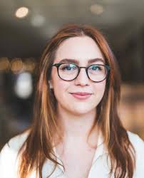 Kimberly Wetzel's Instagram, Twitter & Facebook