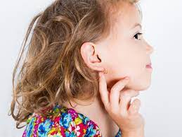 Former Claire S Employee Says Store S Ear Piercing Policy Is A Cruel Practice That Pressures Children The Independent The Independent
