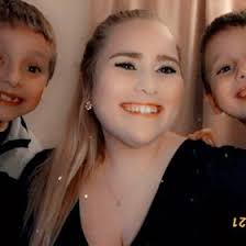 Lacey Ebersole (laceyebersole)