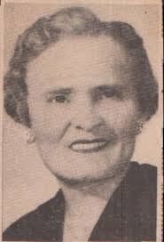 Elizabeth Barthel's Instagram, Twitter & Facebook